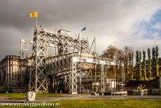 The Four Lifts on the Canal du Centre - The Four Lifts on the Canal du Centre: The historic boat lift no. 4 at Thieu. The modern boat lift at the village of Strépy-Thieu, one...