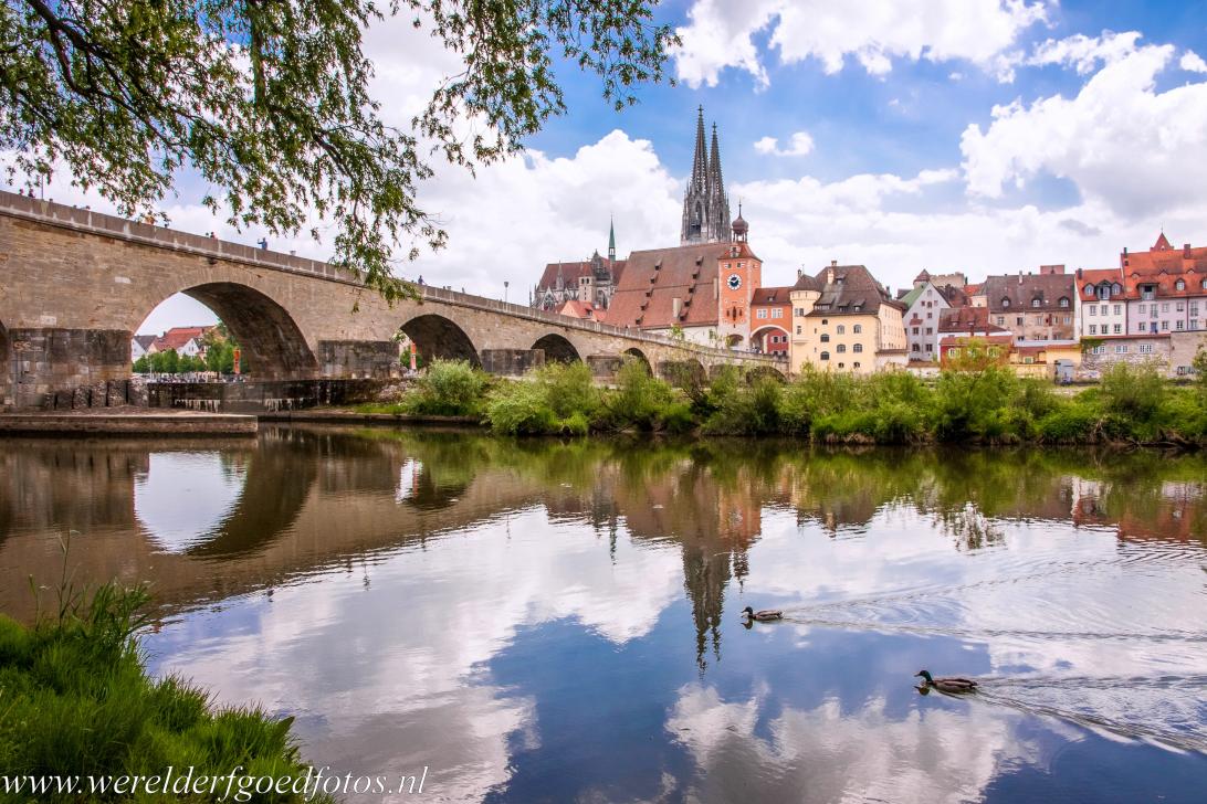 Old town of Regensburg with Stadtamhof - Old Town of Regensburg with Stadtamhof: The Steinerne Brücke is a stone arch bridge over the River Danube; it was built... Old town of Regensburg with Stadtamhof - Old Town of Regensburg with Stadtamhof: The Steinerne Brücke is a stone arch bridge over the River Danube; it was built...