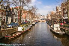 Grachtengordel van Amsterdam - De 17de eeuwse grachtengordel van Amsterdam binnen de Singelgracht: De Spiegelgracht ligt dichtbij het Rijksmuseum. Amsterdam wordt...