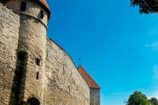 Historisch centrum van Tallinn - De geschiedenis van Tallinn gaat terug tot de 13de eeuw. De stadsmuren rond het historische centrum...