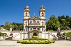 Heiligdom van Bom Jesus do Monte in Braga - Heiligdom van Bom Jesus do Monte in Braga: Bovenaan een imposante trap staat een kerk. De bouw van het huidige heiligdom begon in 1722....