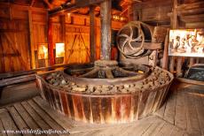 Great Copper Mountain in Falun - Great Copper Mountain in Falun: Around each rotating table sat boys aged ten to twelve, picking out the heavier shining ore and brushing...