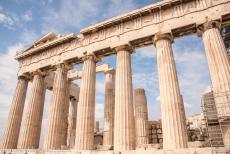 Acropolis van Athene - Acropolis van Athene: De westkant van het Parthenon. Het Parthenon is de beroemdste tempel op de Acropolis, de tempel werd gebouwd...