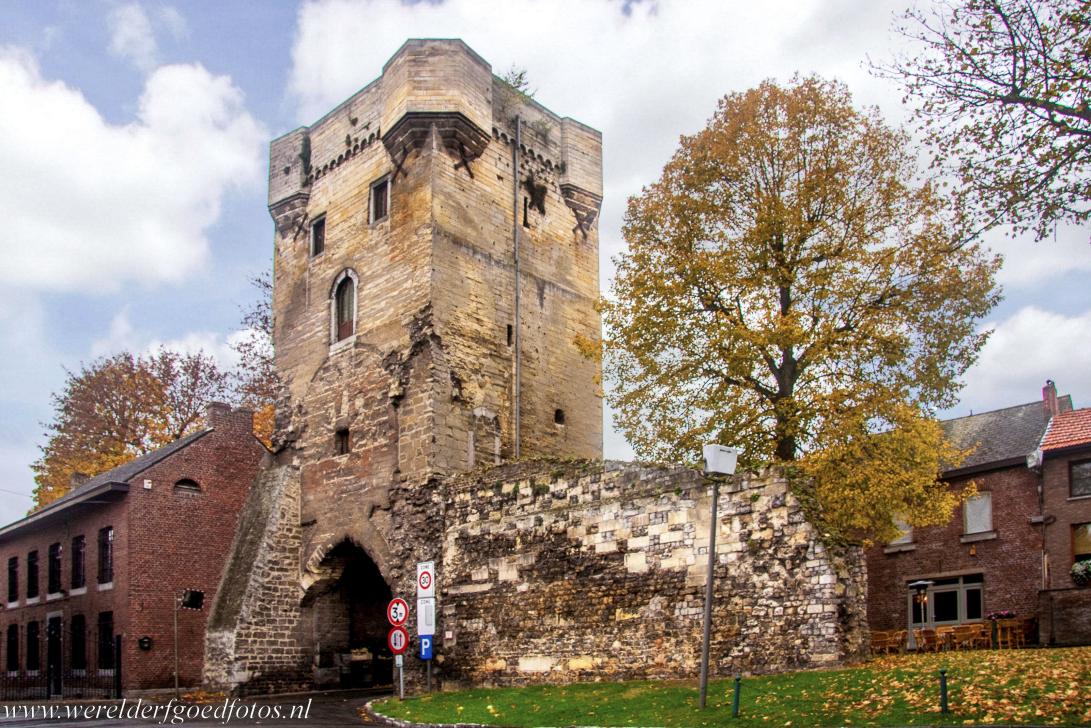 Flemish Béguinage Tongeren - The Flemish Béguinage of St. Catherine in Tongeren is located behind the Moeren Gate, the gate is also known as the Moeren... Flemish Béguinage Tongeren - The Flemish Béguinage of St. Catherine in Tongeren is located behind the Moeren Gate, the gate is also known as the Moeren...
