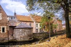 Flemish Béguinage Tongeren - The Clothmaker's Tower (Lakenmakerstoren) on the wall of the Flemish Béguinage in Tongeren. The Béguinage... Flemish Béguinage Tongeren - The Clothmaker's Tower (Lakenmakerstoren) on the wall of the Flemish Béguinage in Tongeren. The Béguinage...