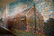 Woudagemaal - Ir.D.F. Woudagemaal: Honderden foto's van een groot aantal Werelderfgoedsites van UNESCO zijn verwerkt in een enorm... Woudagemaal - Ir.D.F. Woudagemaal: Honderden foto's van een groot aantal Werelderfgoedsites van UNESCO zijn verwerkt in een enorm...