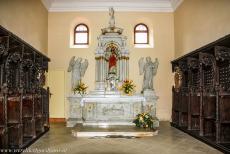 Euphrasian Basilica in Poreč - Episcopal Complex of the Euphrasian Basilica in the Historic Centre of Poreč: A chapel and the centuries-old Gothic choir stalls in the... Euphrasian Basilica in Poreč - Episcopal Complex of the Euphrasian Basilica in the Historic Centre of Poreč: A chapel and the centuries-old Gothic choir stalls in the...