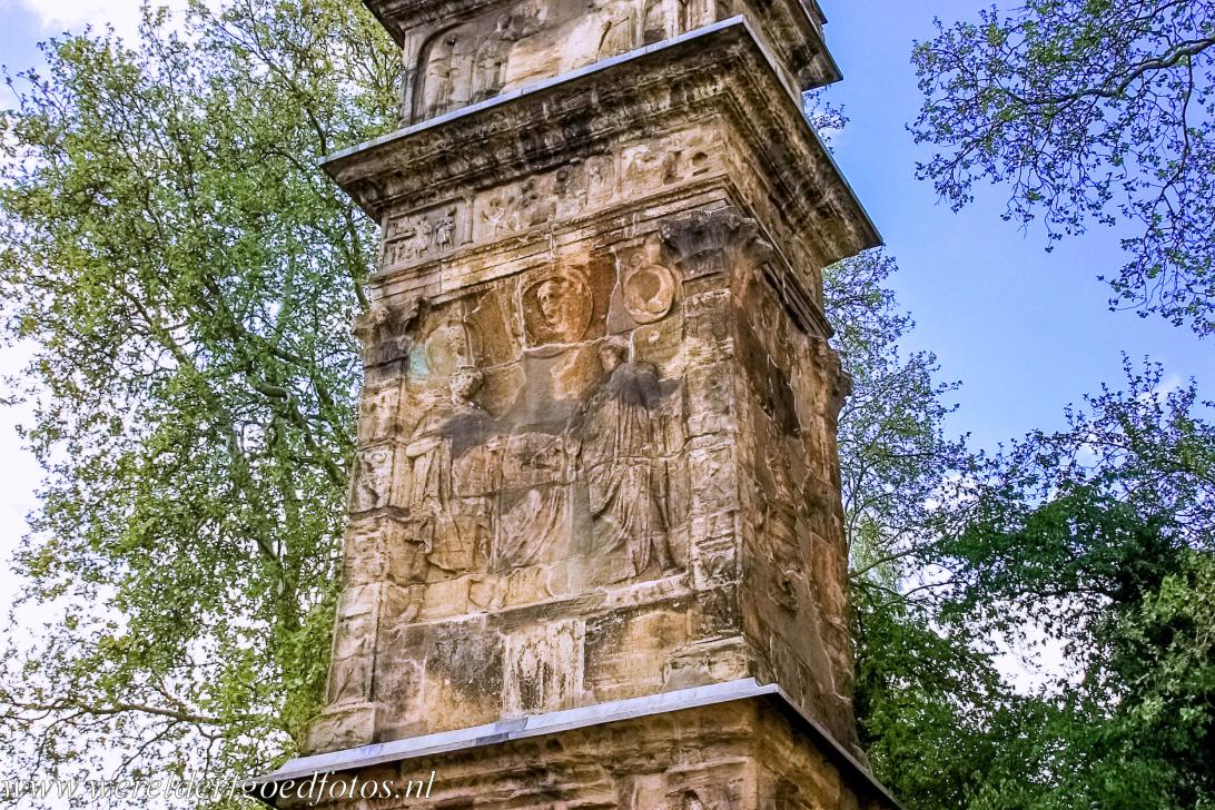 Trier, the Column of Igel - The Column of Igel dates from around 250 AD. This square monument was erected by two cloth merchants, the brothers Secundinius Aventinus and... Trier, the Column of Igel - The Column of Igel dates from around 250 AD. This square monument was erected by two cloth merchants, the brothers Secundinius Aventinus and...