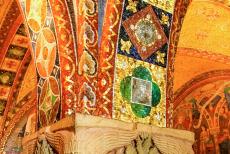 Wartburg Castle - Wartburg Castle: Even the columns in the Elizabeth Room (Elizabeth-Kemenate) are decorated with mosaics. The last German emperor, Kaiser Wilhelm... Wartburg Castle - Wartburg Castle: Even the columns in the Elizabeth Room (Elizabeth-Kemenate) are decorated with mosaics. The last German emperor, Kaiser Wilhelm...