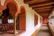 Wartburg Castle - Wartburg Castle: To the left is the imposing, decorated Singers' Hall. During the Middle Ages, the magnificent castle was a major... Wartburg Castle - Wartburg Castle: To the left is the imposing, decorated Singers' Hall. During the Middle Ages, the magnificent castle was a major...