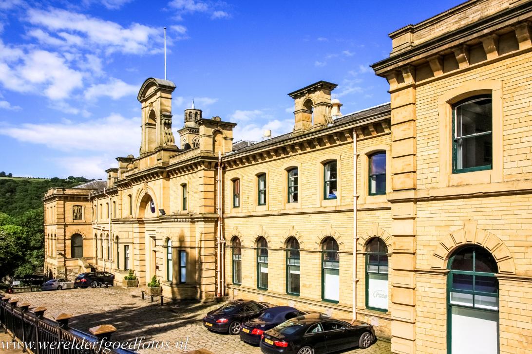 Saltaire, a Victorian model village - Salts Mill is the former textile factory of the workers' village Saltaire. Saltaire was founded by the owner of the Salts... Saltaire, a Victorian model village - Salts Mill is the former textile factory of the workers' village Saltaire. Saltaire was founded by the owner of the Salts...