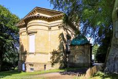 Saltaire, a Victorian model village - Workers' village Saltaire: The former Congregational Church, now the Saltaire United Reformed Church. The church was built in 1858-1859.... Saltaire, a Victorian model village - Workers' village Saltaire: The former Congregational Church, now the Saltaire United Reformed Church. The church was built in 1858-1859....