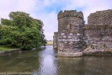 Beaumaris Castle - Castles and Town Walls of King Edward in Gwynedd: The outer wall and the moat of Beaumaris Castle. The lower outer wall was defended by... Beaumaris Castle - Castles and Town Walls of King Edward in Gwynedd: The outer wall and the moat of Beaumaris Castle. The lower outer wall was defended by...