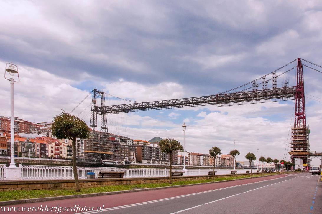 Vizcaya Bridge - The Vizcaya Bridge is the first combination of iron technology and steel cables, a new form of constructing bridges, which was later imitated... Vizcaya Bridge - The Vizcaya Bridge is the first combination of iron technology and steel cables, a new form of constructing bridges, which was later imitated...