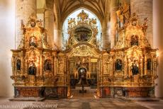 San Millan Yuso and Suso Monasteries - San Millán Yuso and Suso Monasteries: The church is the pride of San Millán Yuso, it was built between 1504 and 1540. The golden... San Millan Yuso and Suso Monasteries - San Millán Yuso and Suso Monasteries: The church is the pride of San Millán Yuso, it was built between 1504 and 1540. The golden...