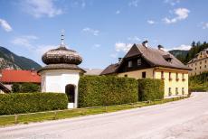 Hallstatt-Dachstein / Salzkammergut - Hallstatt-Dachstein / Salzkammergut Cultural Landscape: A small chapel near Hallstatt. Hallstatt is located in the Salzkammergut area in... Hallstatt-Dachstein / Salzkammergut - Hallstatt-Dachstein / Salzkammergut Cultural Landscape: A small chapel near Hallstatt. Hallstatt is located in the Salzkammergut area in...