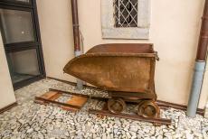 Monte San Giorgio - Monte San Giorgio: The Fossil Museum in Meride houses a mining cart. The mining cart was used to transport the oil shale from... Monte San Giorgio - Monte San Giorgio: The Fossil Museum in Meride houses a mining cart. The mining cart was used to transport the oil shale from...
