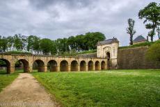 Fortifications of Vauban, Citadel of Longwy - Fortifications of Vauban: The dry moat and the access bridge to the Porte de France, the French Gate, the 17th century gate is the main... Fortifications of Vauban, Citadel of Longwy - Fortifications of Vauban: The dry moat and the access bridge to the Porte de France, the French Gate, the 17th century gate is the main...