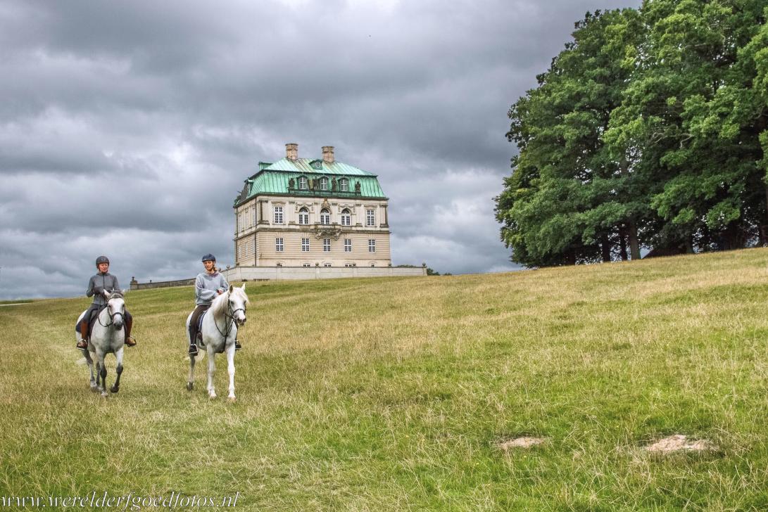 The par force hunting landscape in North Zealand - The par force hunting landscape in North Zealand: The Hermitage Hunting Lodge is situated in the middle of Jægersborg Dyrehave amidst a... The par force hunting landscape in North Zealand - The par force hunting landscape in North Zealand: The Hermitage Hunting Lodge is situated in the middle of Jægersborg Dyrehave amidst a...