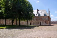 Fortifications of Vauban, Citadel of Arras - Fortifications of Vauban: The Citadel of Arras has seen more than three centuries of military history. The citadel could accomodate about...