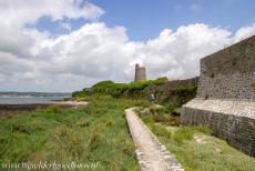 Saint-Vaast-la-Hougue/Tatihou, Towers of Vauban - Fortifications of Vauban at Saint-Vaast-la-Hougue and Tatihou, the Vauban Towers: The Hougue Tower is 21 metres high. The crossfire from the...