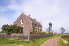 Schokland and Surroundings - Schokland and Surroundings: The house of the lighthouse keeper, lighthouse and the office of the harbour master, called the... Schokland and Surroundings - Schokland and Surroundings: The house of the lighthouse keeper, lighthouse and the office of the harbour master, called the...