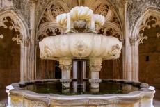 Monastery of Batalha - The English Gothic style, also called the Perpendicular style, has influenced the architecture of the Monastery of Batalha. The Gothic... Monastery of Batalha - The English Gothic style, also called the Perpendicular style, has influenced the architecture of the Monastery of Batalha. The Gothic...